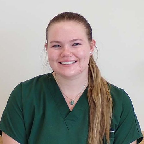 Brooke, Veterinary Assistant
